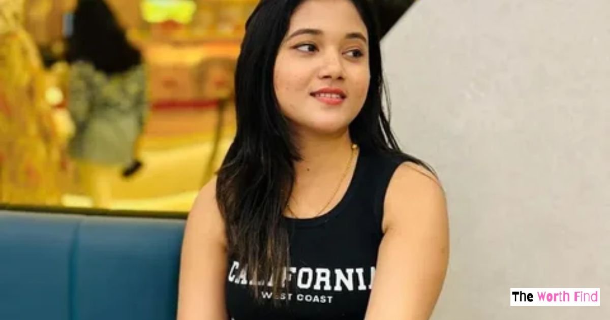 Komal Kharat Cast