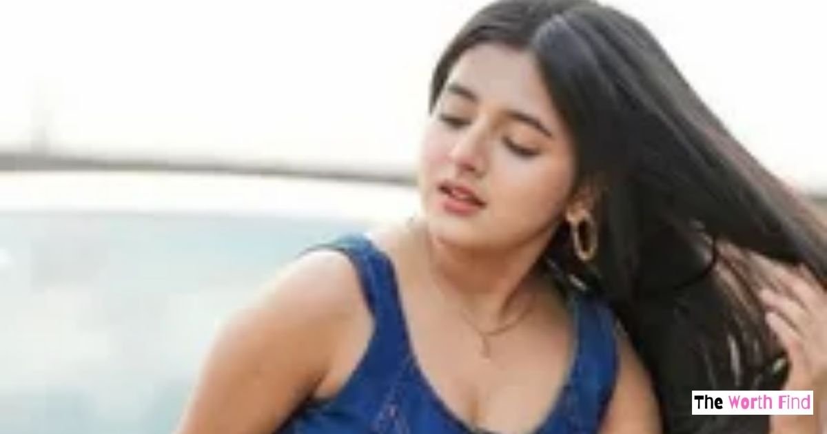 Rashi Shinde Networth